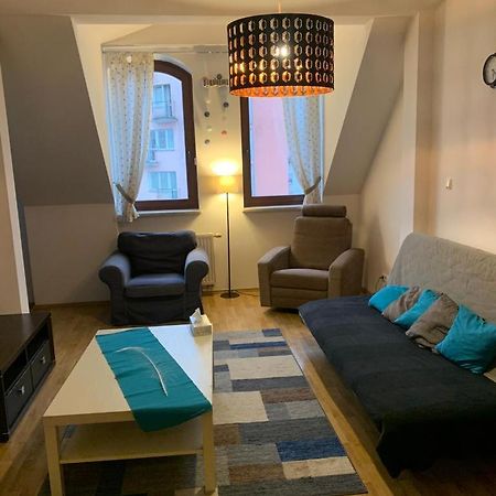 Spacious 2-Rooms Penthouse In Warsaw City Center Bagian luar foto