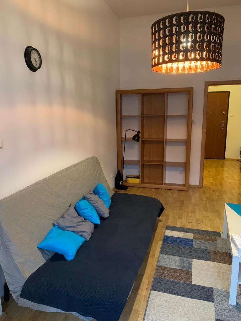 Spacious 2-Rooms Penthouse In Warsaw City Center Bagian luar foto